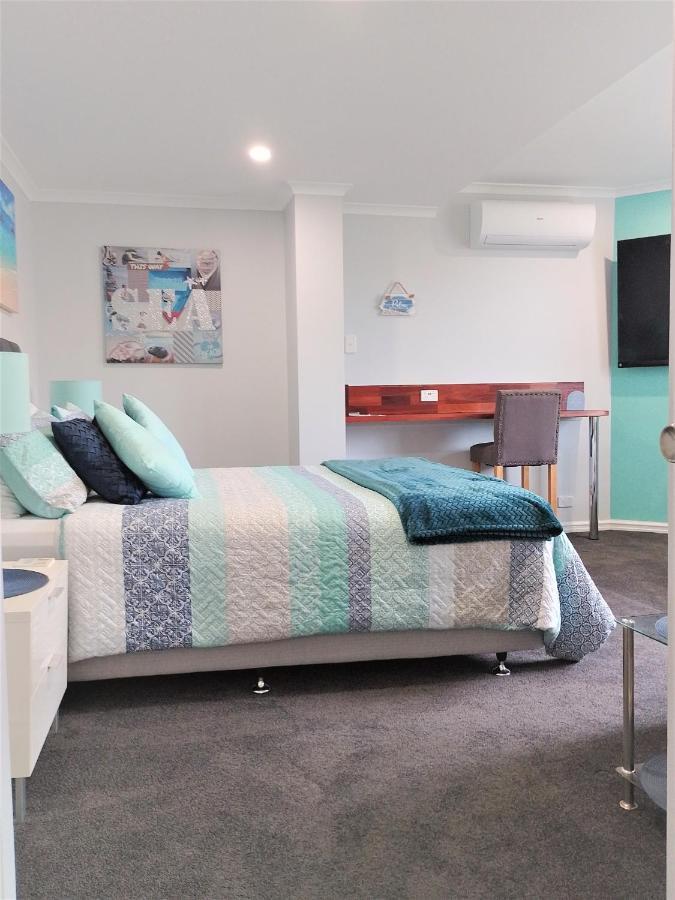 Palm Beach Guest House Rockingham Exterior foto