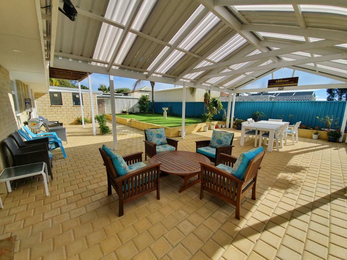 Palm Beach Guest House Rockingham Exterior foto